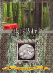 hbp_ci4_slughorn_christmas_party_chicken_foot_goblets_083-108.jpg